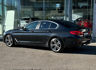 BMW 5 серия 2019 - фото 1